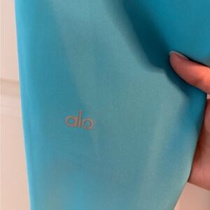 ALO Yoga Bright Turquoise High-Rise Leggings